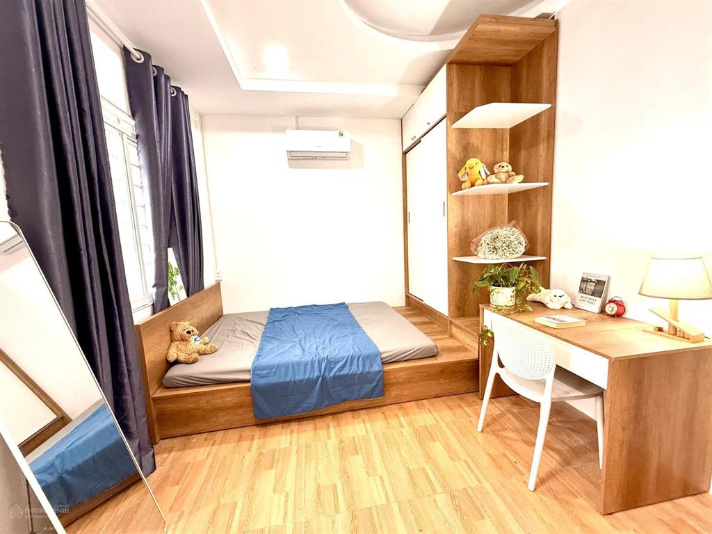 2 phòng ngủ đẹp, ban công trung tâm bàu cát, tân bình dh văn hiến quận 3,10,11 sát bên ở 4 bạn!