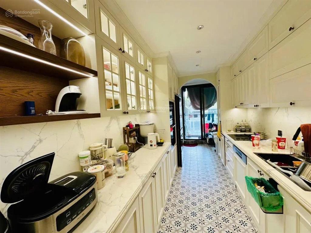 Bán căn 210m2 siêu vip tòa tsq euroland làng việt kiều châu âu euroland, 4pn 3wc full nội thất xịn