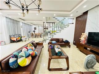 Bán nhà mặt phố đường lý thường kiệt, 70m2, 5 tầng, mt 6,5m, 1 sổ 1 chủ hiếm nhất phố tây.