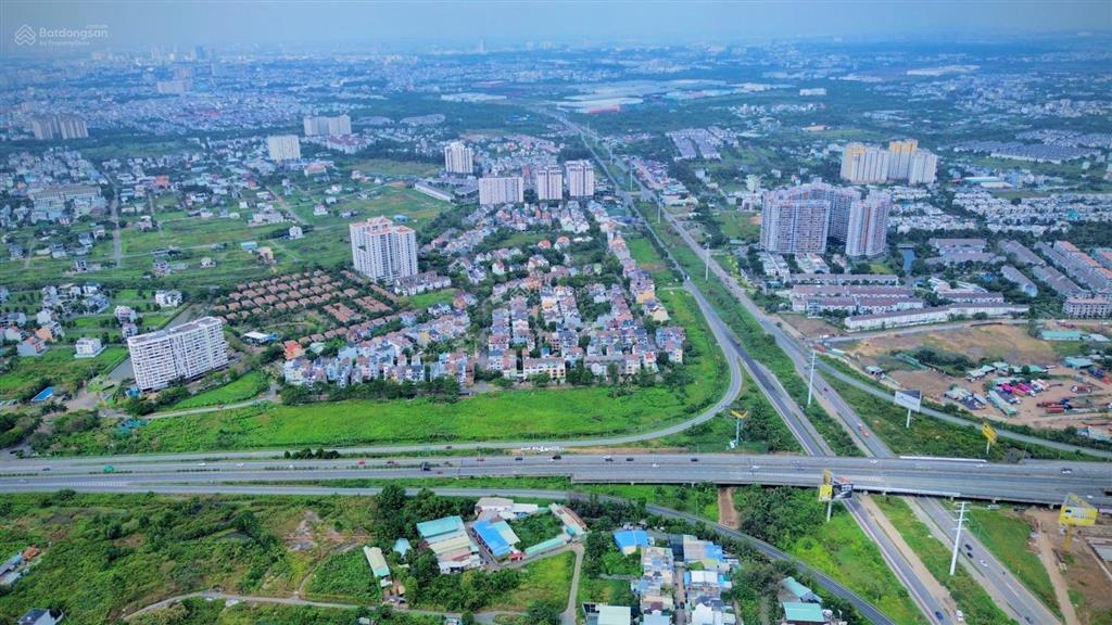 Bán nền mt đường số 1, dt 126m2 (6x21m) giá 79 tr/m2 (hđmb hoàng quân) được giữ sổ ạ