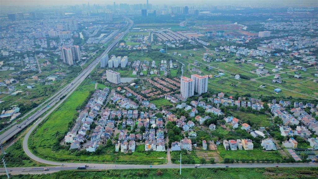 Bán nền mt đường số 1, dt 126m2 (6x21m) giá 79 tr/m2 (hđmb hoàng quân) được giữ sổ ạ