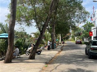 Hàng hiếm bán nền biệt thự view sông kdc bách khoa, dt 498m2 (ngang 12m) giá 69 tr/m2