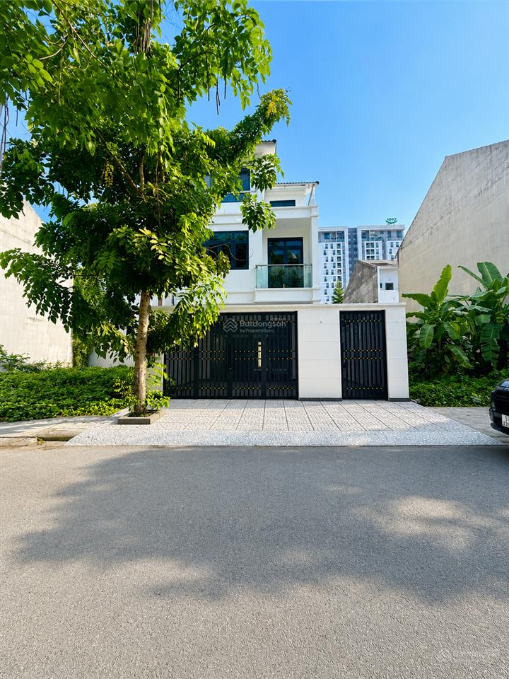 Bán biệt thự kdc phú hữu  khang an, dt 160m2 (8x20) nhà hoàn thiện ngoài, thô bên trong, sổ hồng