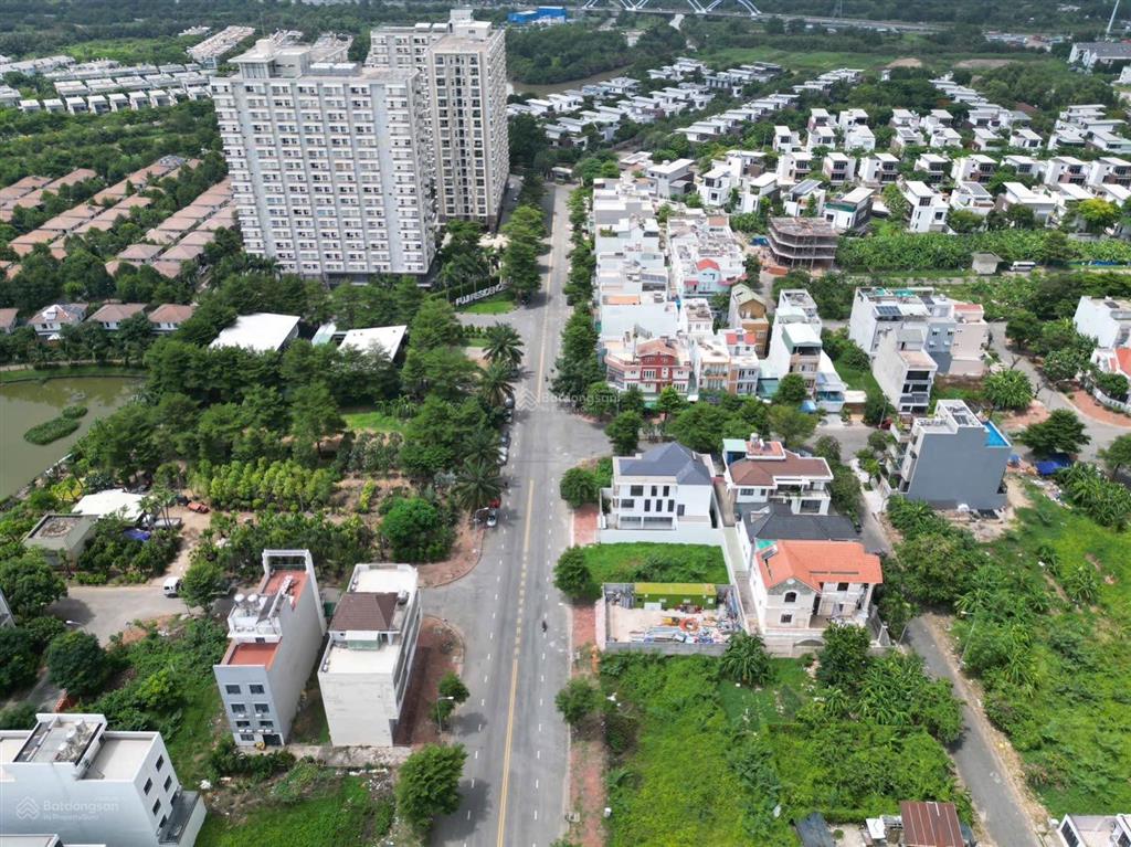 Hàng thơm, giá tốt, đối diện công viên, bán nền biệt thự kdc nam long dt 200m2 giá chỉ 77 tr/m2