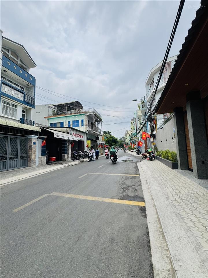 Chính chủ gửi bán đất mtkd đường nguyễn tuyển chỉ cách nguyễn duy trinh 50m, dt 189m2 (7x26m)
