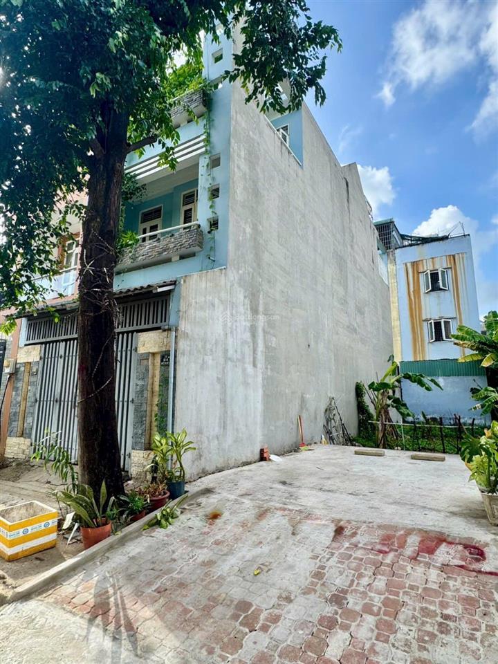 Bán nền nhà phố kdc nam long, dt 90m2 (4.5x20m) giá 9,3 tỷ đường rộng 12m