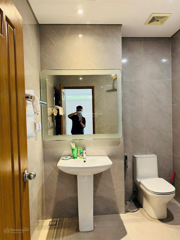 Bán biệt thự song lập khu xây dựng 5 đường liên phường, giá siêu tốt chỉ 22 tỷ, dt 180m2 (10x18)
