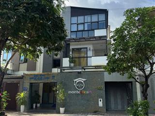 Bán nhà kdc hưng phú 1, dt 177.6m2 (9.6x18.5) xd 1 trệt, 2 lầu, sổ hồng, giá cực tốt chỉ 19 tỷ