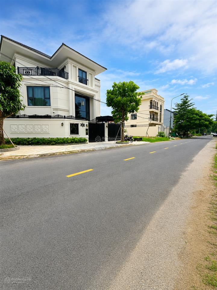 Bán nền biệt thự khu phú nhuận mười mẫu, mt đường 51 bình trưng đông, dt 233m2 (15x15.5m)