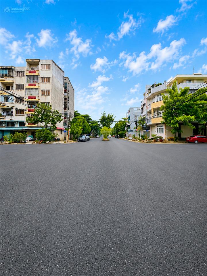 Bán nền nhà phố 100m2 (5x20) mt đường số 49 (đường rộng 20m), bình trưng đông, giá 14,5 tỷ sổ hồng