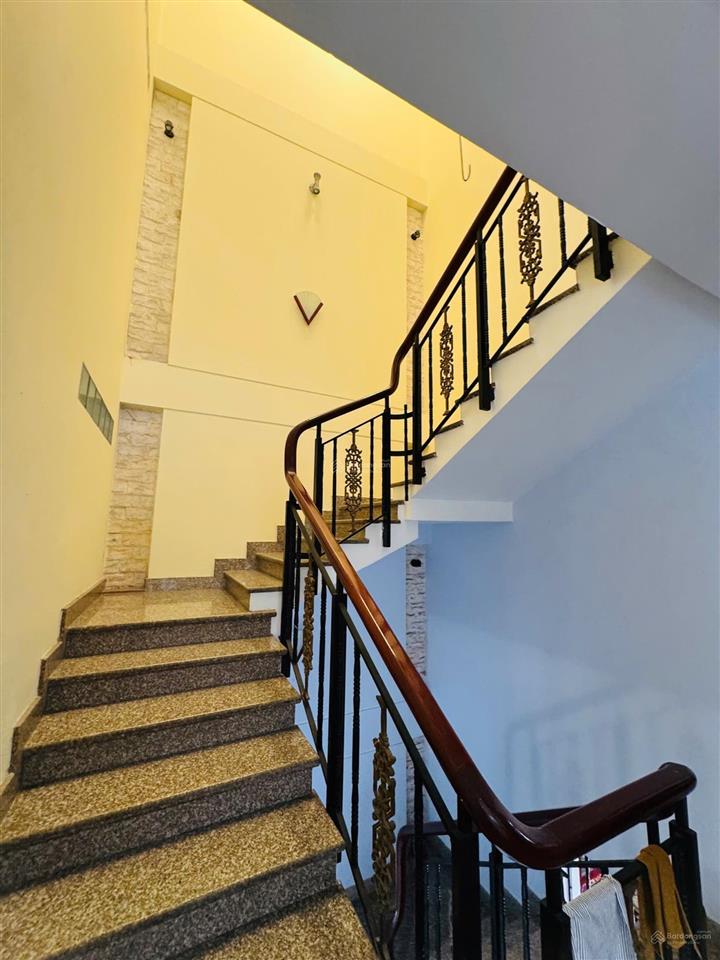 Bán nhà mt đường số 53 (đường 16m) kdc văn minh, dt 166.2m2 (8.2x19.5 hậu 9.3m) xd trệt, 2 lầu