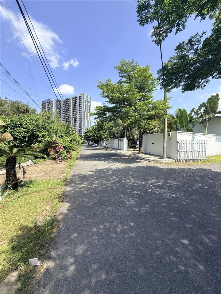 Bán nền biệt thự siêu đẹp kdc bách khoa, dt 456m2 (14x32), giá 65 tr/m2