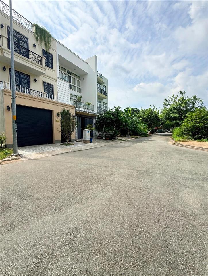 Giá siêu tốt chỉ 12.9 tỷ. bán nhà kdc khang an, dt 126m2 (6x21) xd 1 trệt, 2 lầu, sổ hồng riêng