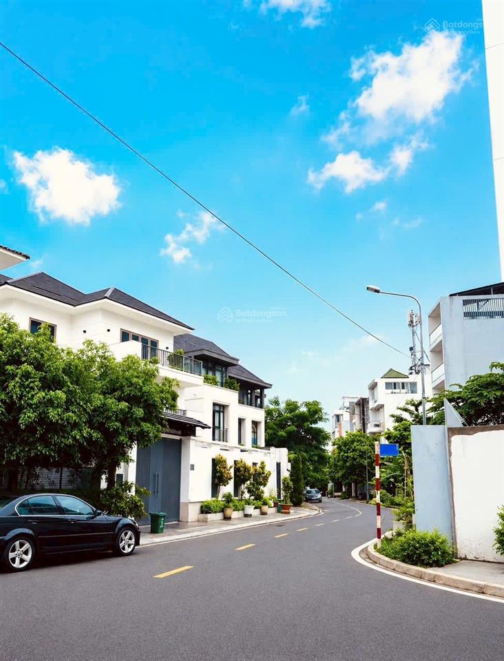 Bán nền nhà phố siêu đẹp mặt sau trương văn bang, kdc thế kỉ 21, dt 102.7m2 (5x20.5m) giá 18 tỷ