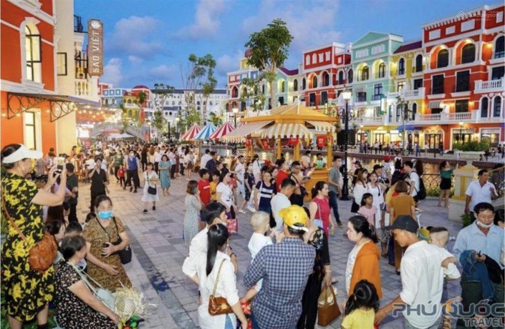 Cần bán gấp shophouse grand world phú quốc  phân khu shanghai