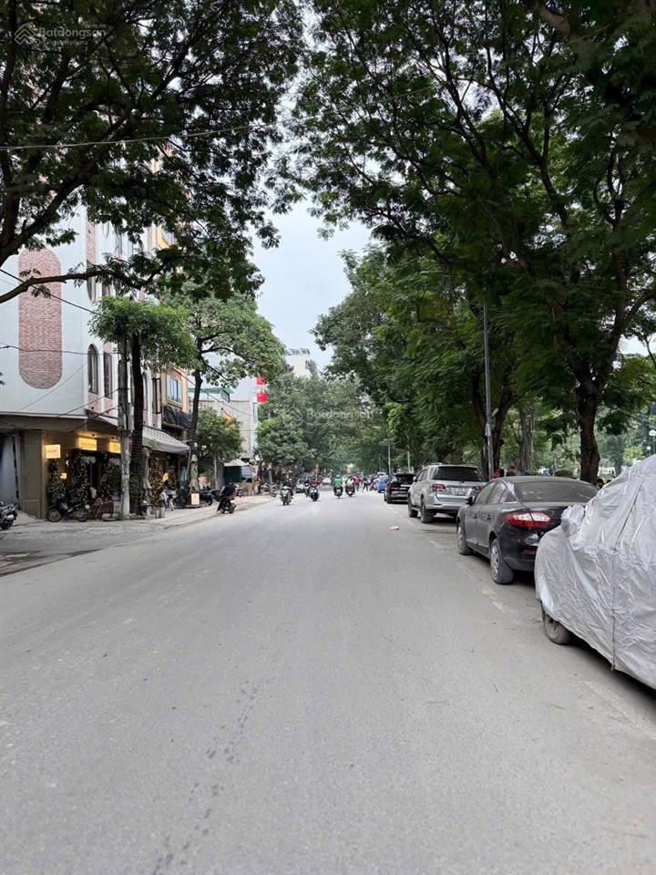 Bán nhà nguyễn khánh toàn cầu giấy 40m5 tầng dân xây, oto đỗ cửa,chỉ 12tỷ