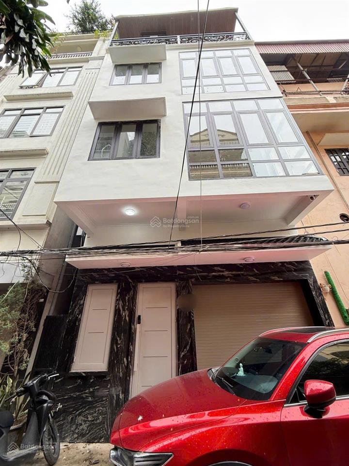 Bán nhà nguyễn khánh toàn cầu giấy 40m5 tầng dân xây, oto đỗ cửa,chỉ 12tỷ