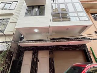 Bán nhà nguyễn khánh toàn cầu giấy 40m5 tầng dân xây, oto đỗ cửa,chỉ 12tỷ