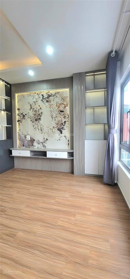 Bán nhà hồ tùng mậucầu giấydân xây chắc chắn, 36m2 5t đủ công năng, gần đh thương mại