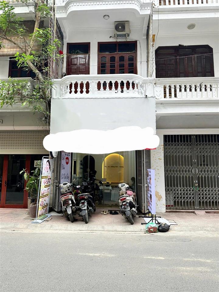 Chính chủ bán gấp nhà 3 tầng phân lô cầu diễn  bắc từ liêm  50m2, sổ nở hậu, mt 4,8m, giá 12,5 tỷ