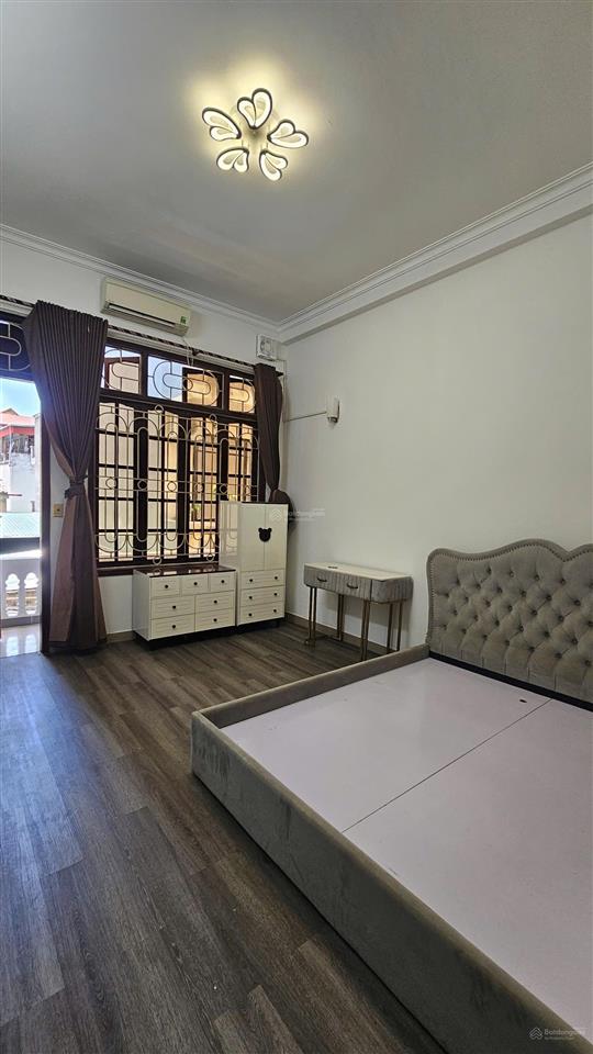 Bán nhà phân lô bộ tư lệnh tăng thiết giáp phạm văn đồng hàng xóm bộ công an, tp giao lưu