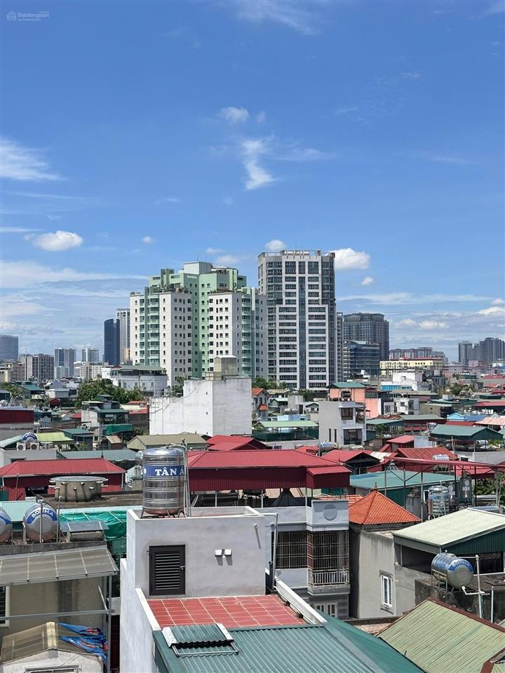 Khương trung  ngã tư sở  royal city  32m  mặt tiền 3,9m  nở hậu  giá 5,78 tỷ
