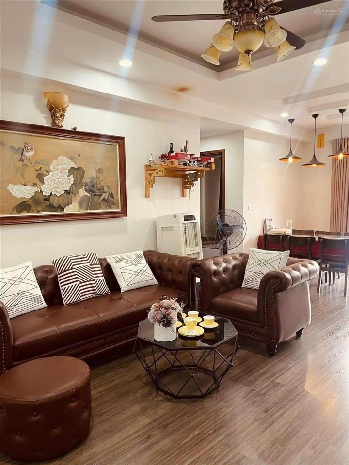 Bán nhà phân lô liễu giai ba đình. 96 m2, nhà 5 tầng, mặt tiền 7,5m, ngõ ô tô thông bàn cờ 48 tỷ