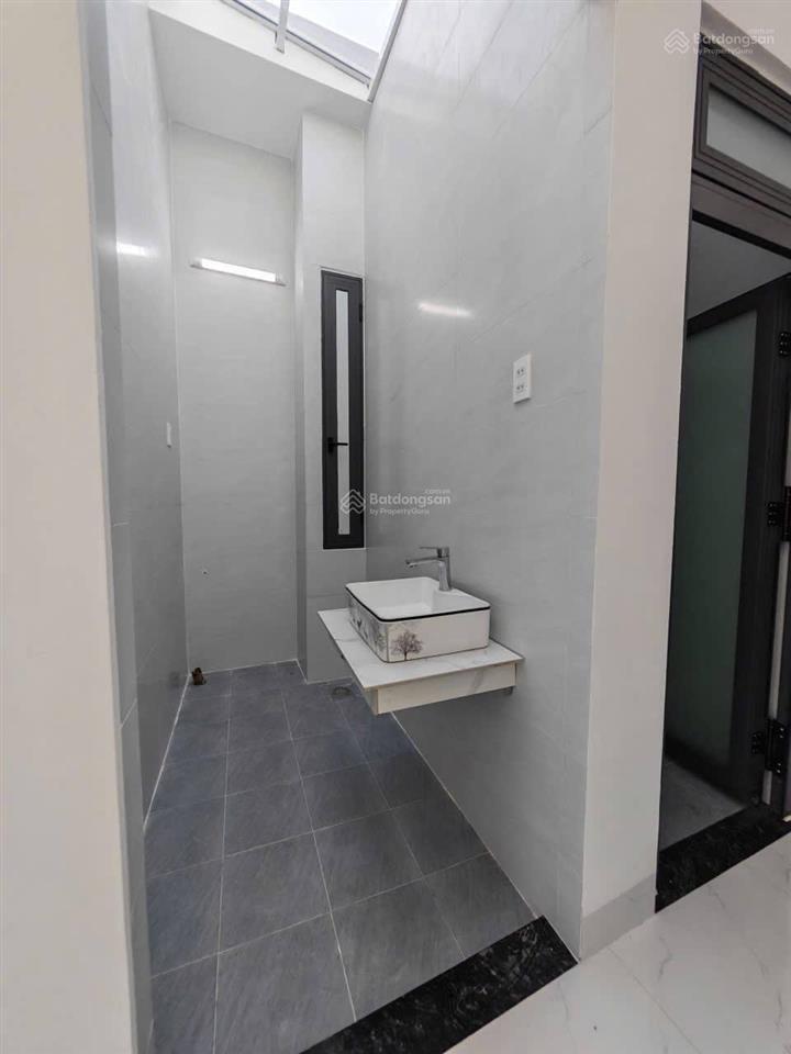 Hàng hiếm hxh lê văn thịnh, q2, 2 tỷ 660, 52,08m2, nhiều tiện ích giá chính chủ
