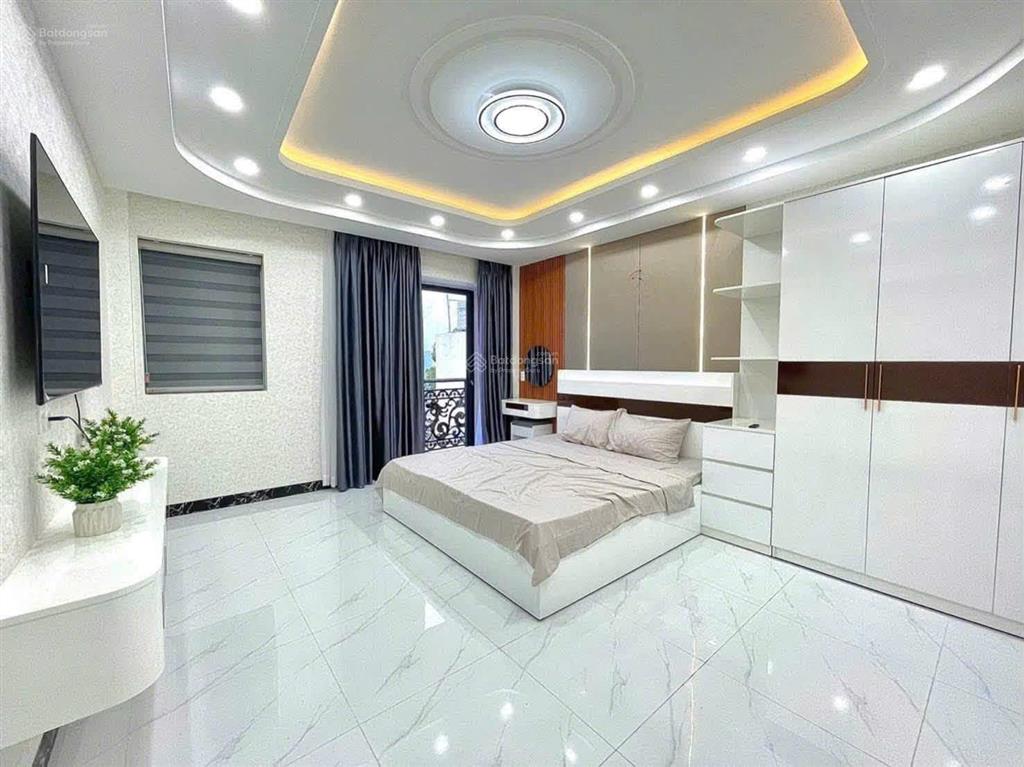 Chủ ngộp cần bán nhà cao thắng, ct 28tr/th, 6,58t/ 52,5m2