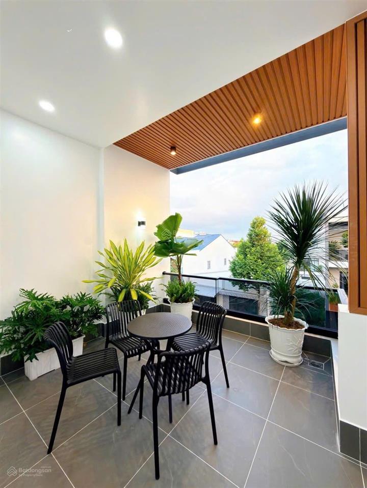 Bán gấp nhà ct 24tr/th khu bàu cát, 73,6m2, giá cực tốt chính chủ