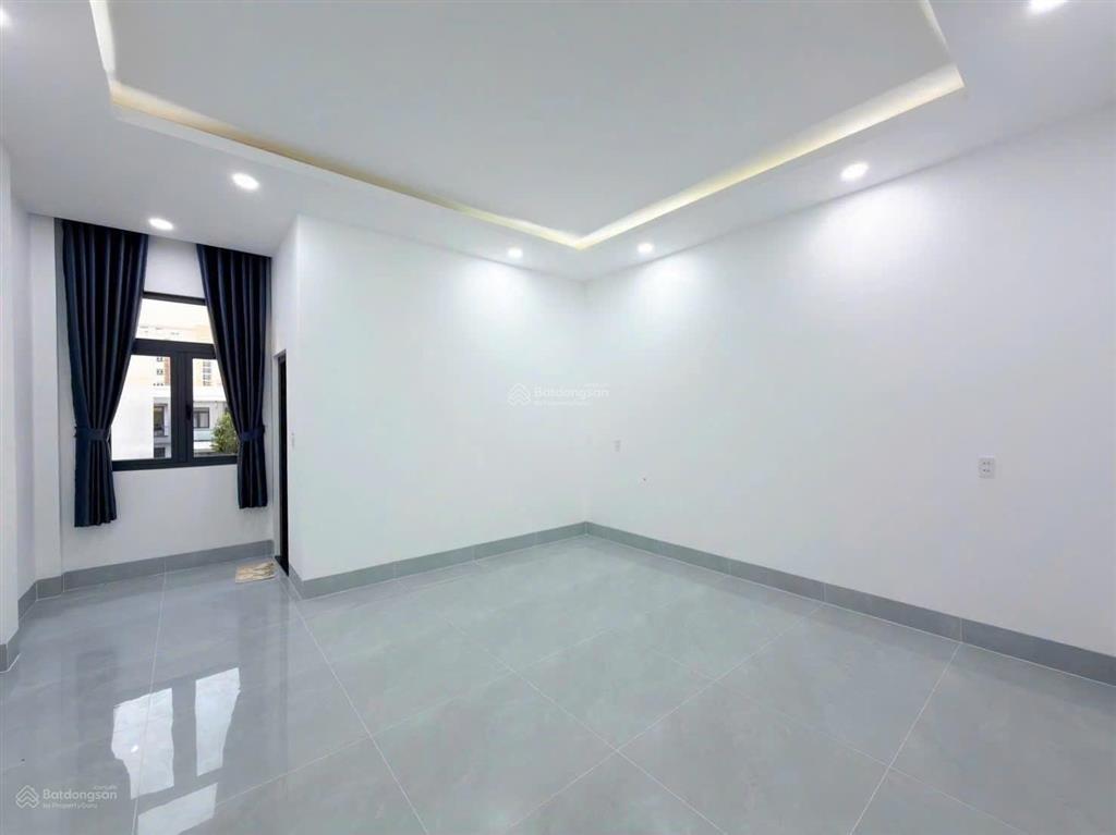 Bán gấp nhà ct 24tr/th khu bàu cát, 73,6m2, giá cực tốt chính chủ