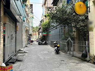 Hẻm xe hơi , 3 tháng 2 , quận 10 , 3 tầng  dt 4.8m x 13m  chỉ 9.9 tỷ