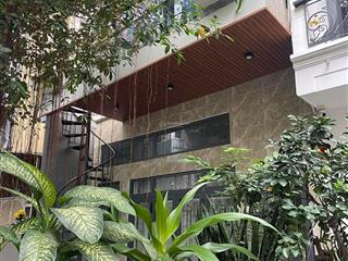 Bán nhà cmt8 quận 10  95m (6x16)  nhà 7pn  chỉ 8.89 tỷ