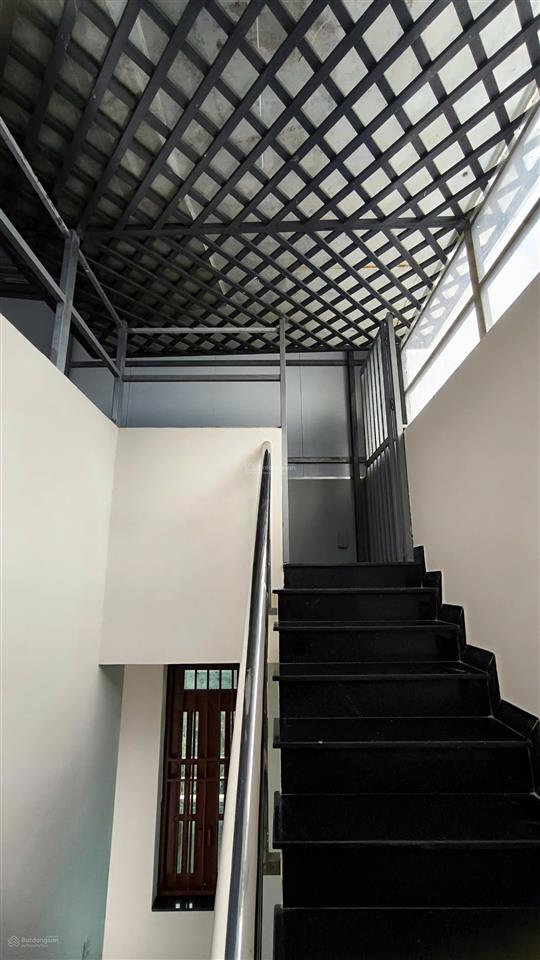 Căn góc 2 mặt tiền 145m2(8x19) 4 tầng nổi + hầm  đường 14m ngay vành đai 2 + ql13 thủ đức  15,3tỷ