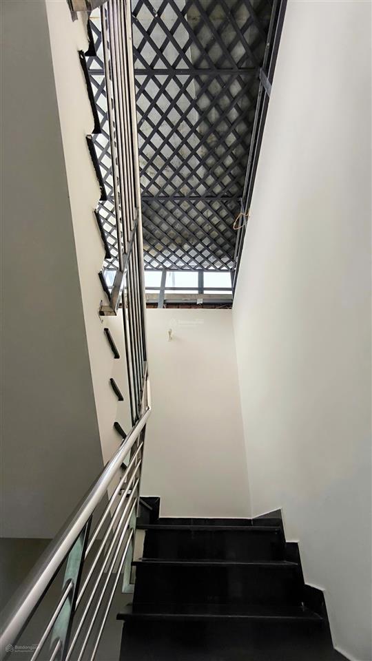 Căn góc 2 mặt tiền 145m2(8x19) 4 tầng nổi + hầm  đường 14m ngay vành đai 2 + ql13 thủ đức  15,3tỷ
