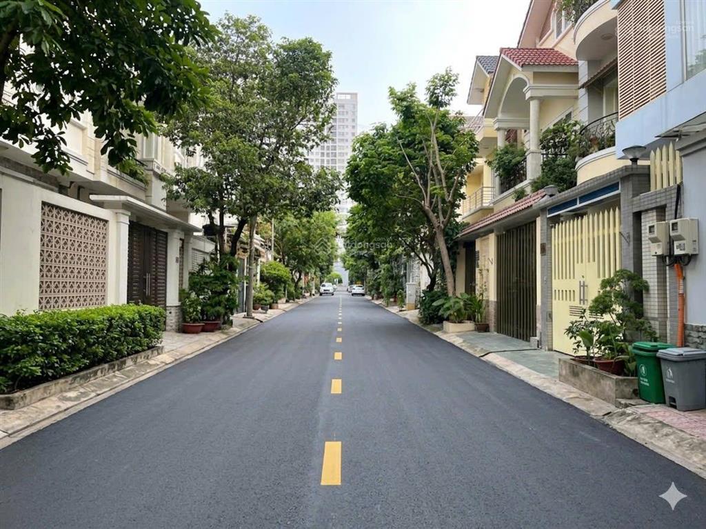 Cho thuê nhà riêng đường trần lựu, quận 2 khu đô thị an phú, nhà hầm 3 tầng dt 6x20m giá 35tr/th