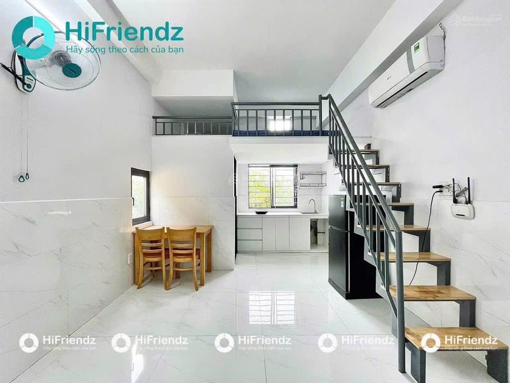Duplex full nội thất  gần etown cộng hoà  cửa sổ thoáng