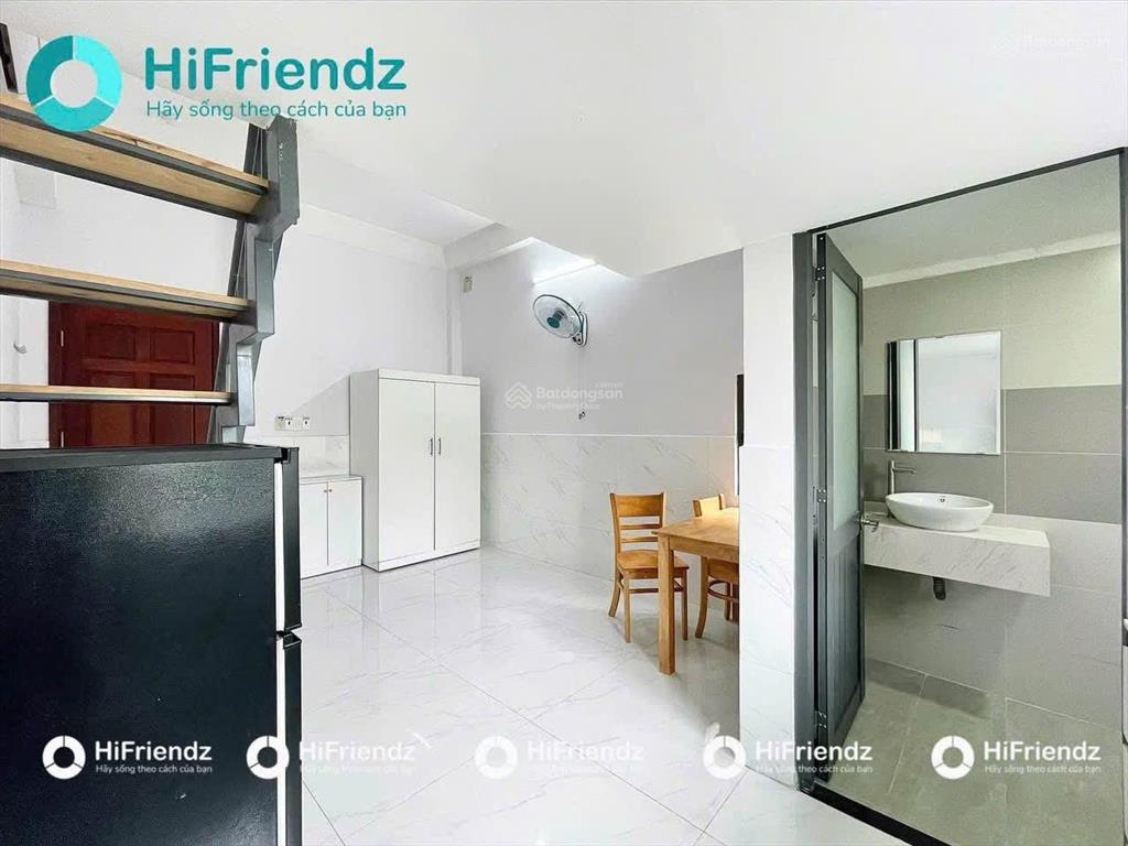 Duplex full nội thất  gần etown cộng hoà  cửa sổ thoáng