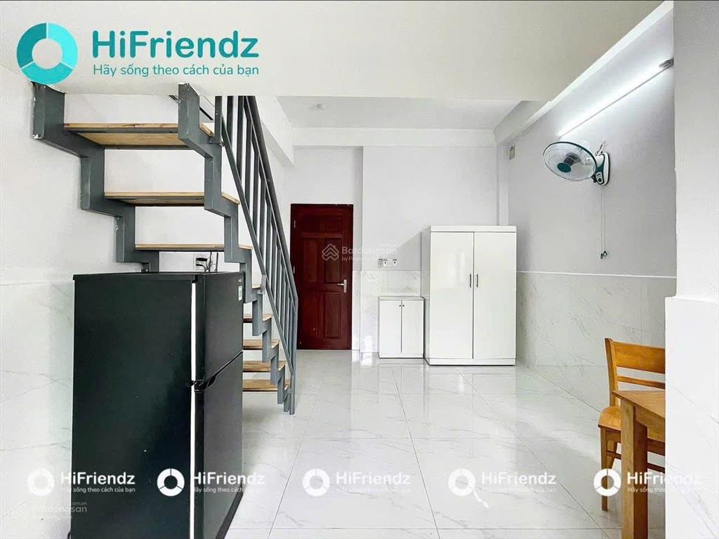 Duplex full nội thất  gần etown cộng hoà  cửa sổ thoáng