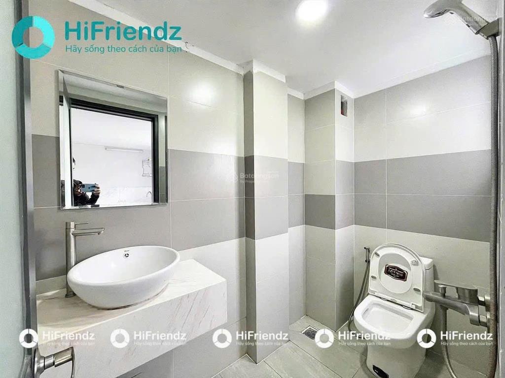 Duplex full nội thất  gần etown cộng hoà  cửa sổ thoáng