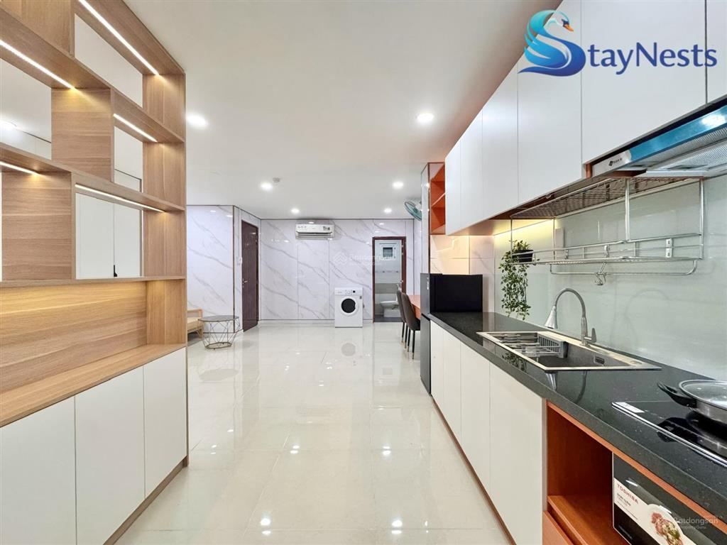 Căn studio full nội thất  tách bếp  gần đh công thương  nhà mới xây 100%