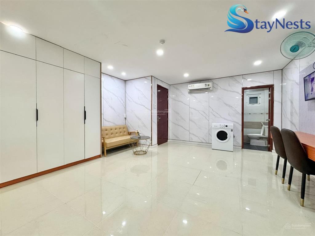 Căn studio full nội thất  tách bếp  gần đh công thương  nhà mới xây 100%