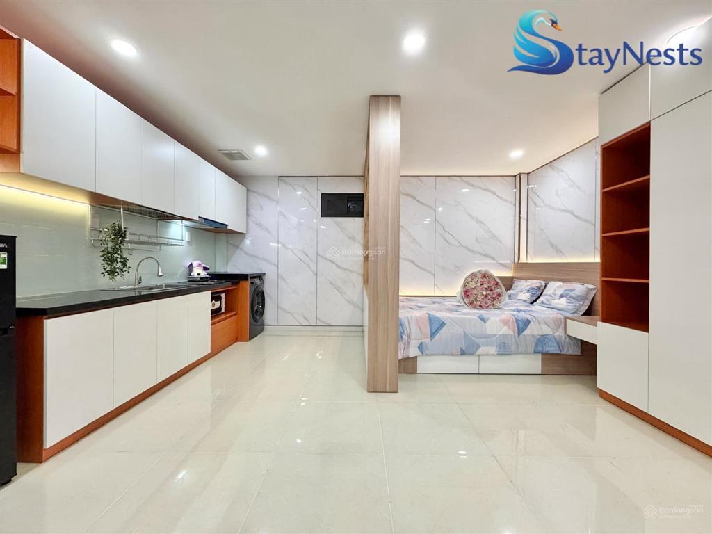 Căn studio full nội thất  tách bếp  gần đh công thương  nhà mới xây 100%