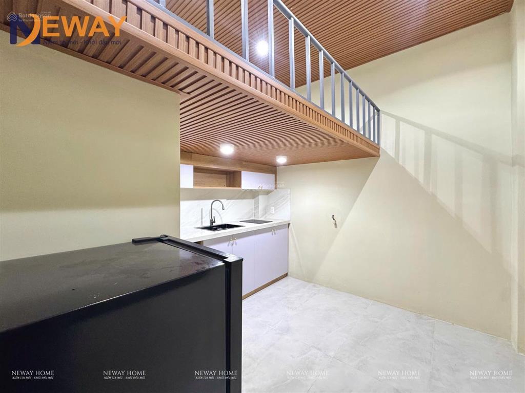 Nhà mới xây full nội thất | máy giặt riêng + máy sấy  gác cao  gần etown cộng hoà