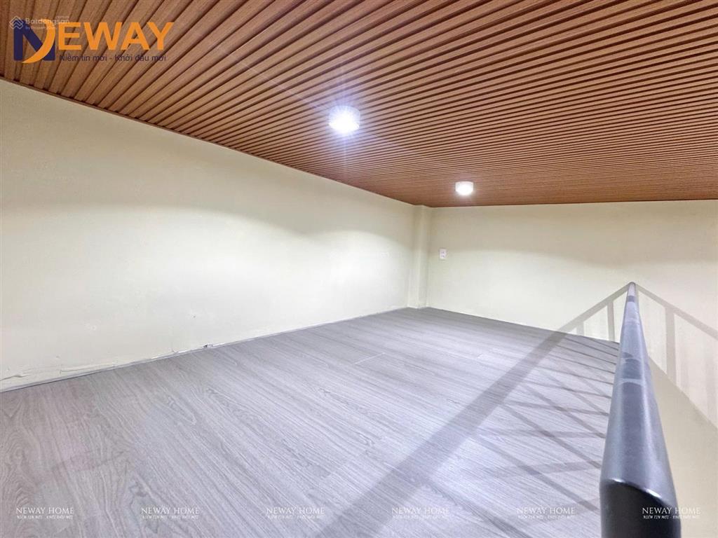 Nhà mới xây full nội thất | máy giặt riêng + máy sấy  gác cao  gần etown cộng hoà
