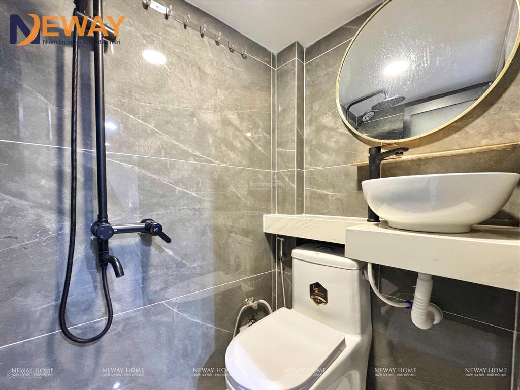 Nhà mới xây full nội thất | máy giặt riêng + máy sấy  gác cao  gần etown cộng hoà