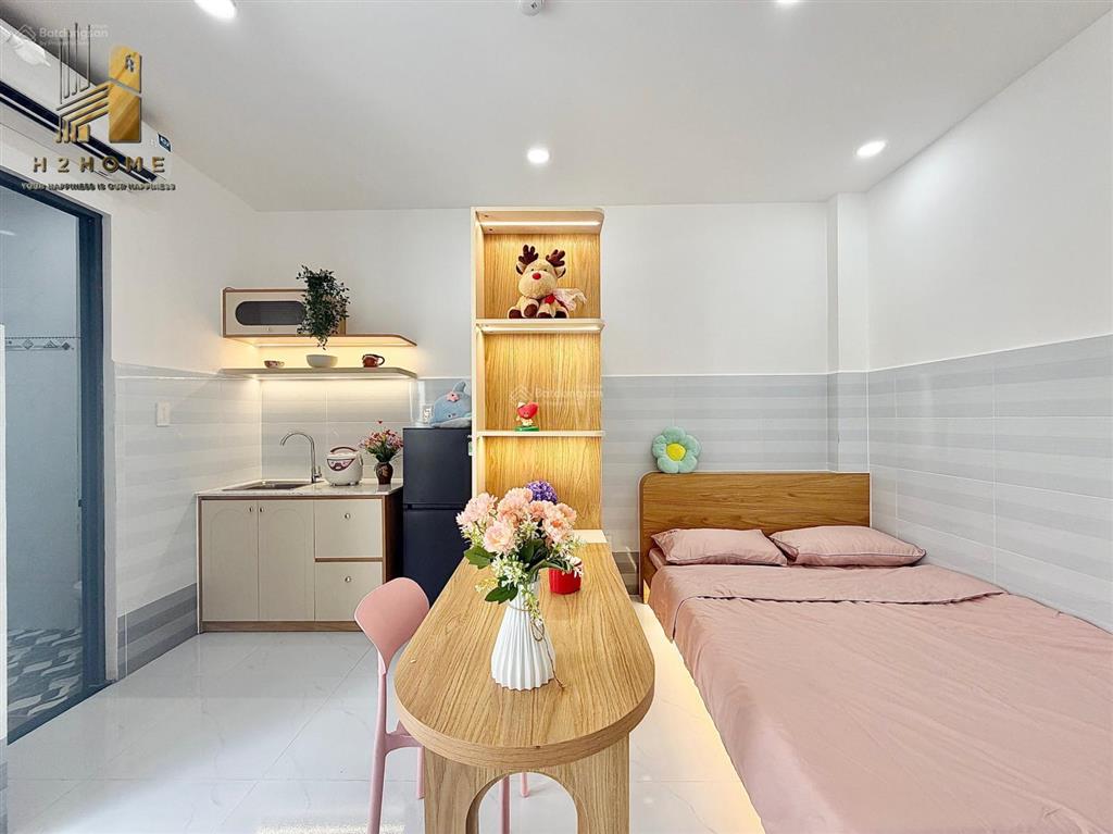 Studio ban công  full nội thất gần đầm sen / đh văn hiến