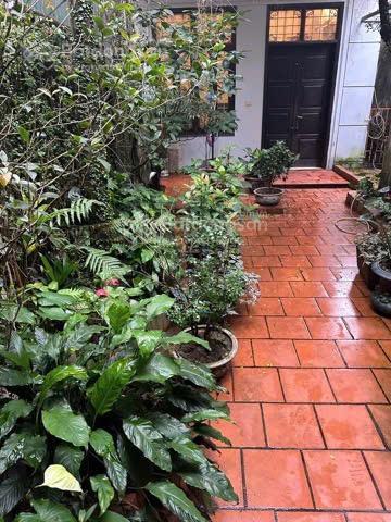 146mx4tầng nhỉnh 29 tỷ, mua đất tặng nhà 4 tầng  hộ khẩu hoàn kiếm  ôtô  mặt phố  sổ đỏ nở hậu