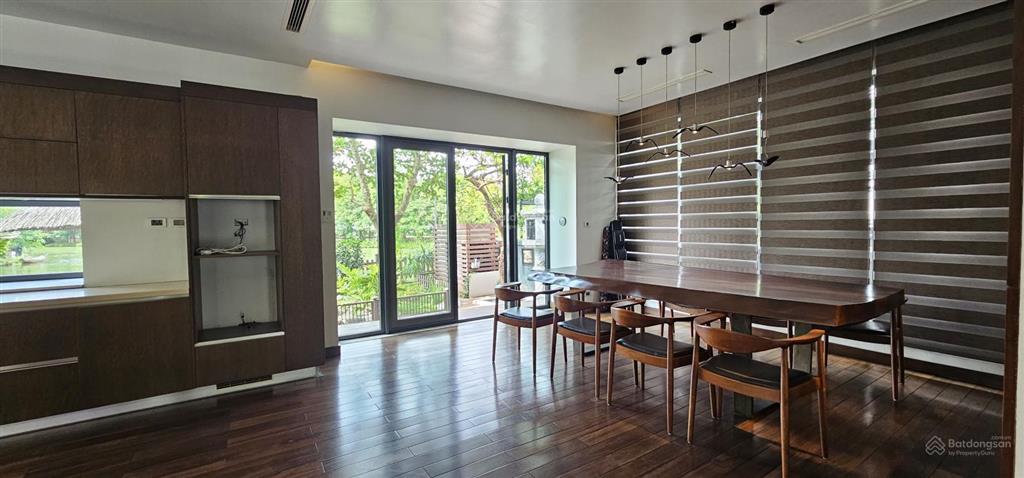 Chính chủ nhờ bán căn biệt thự đơn lập hoa lan  vinhomes riverside long biên 383m2 giá 210 tỷ
