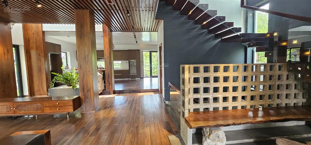 Chính chủ nhờ bán căn biệt thự đơn lập hoa lan  vinhomes riverside long biên 383m2 giá 210 tỷ